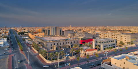 انجاز طبي في مستشفى المواساة بالدمام: جراحة دقيقة بالمنظار لاستئصال أورام على المبايض مع الحفاظ عليها